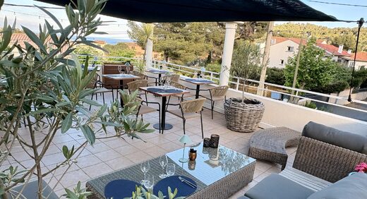 Le Clos du Dramont : hôtel 2 étoiles proche des plages de Saint-Raphaël